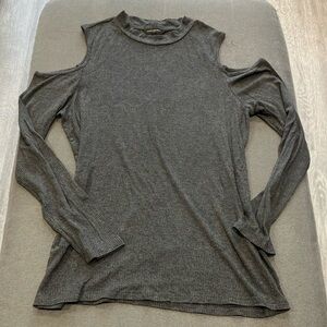 Last Chance! Banana Republic Gray Cold Shoulder Top